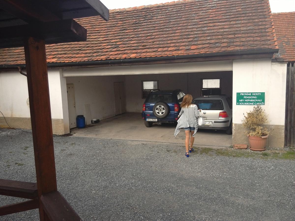 Penzion Na Jizdarne Stary Plzenec Exterior photo